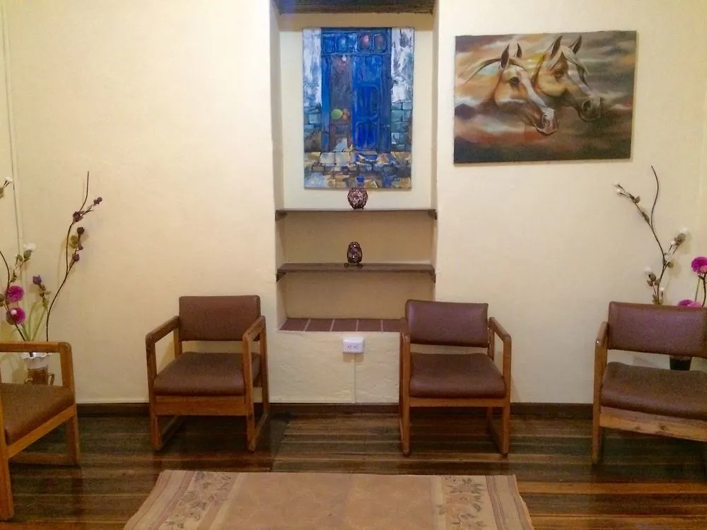 Big Mama House Hotel Quito 2*,  Ecuador